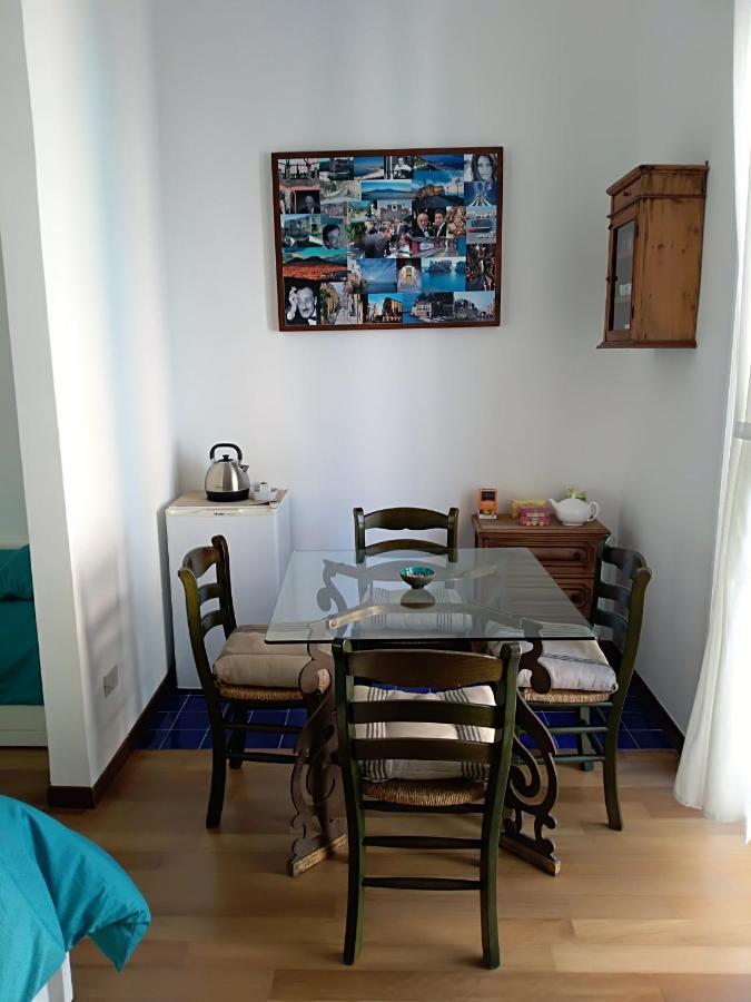 Villino Italia Ξενοδοχείο Νάπολη Εξωτερικό φωτογραφία